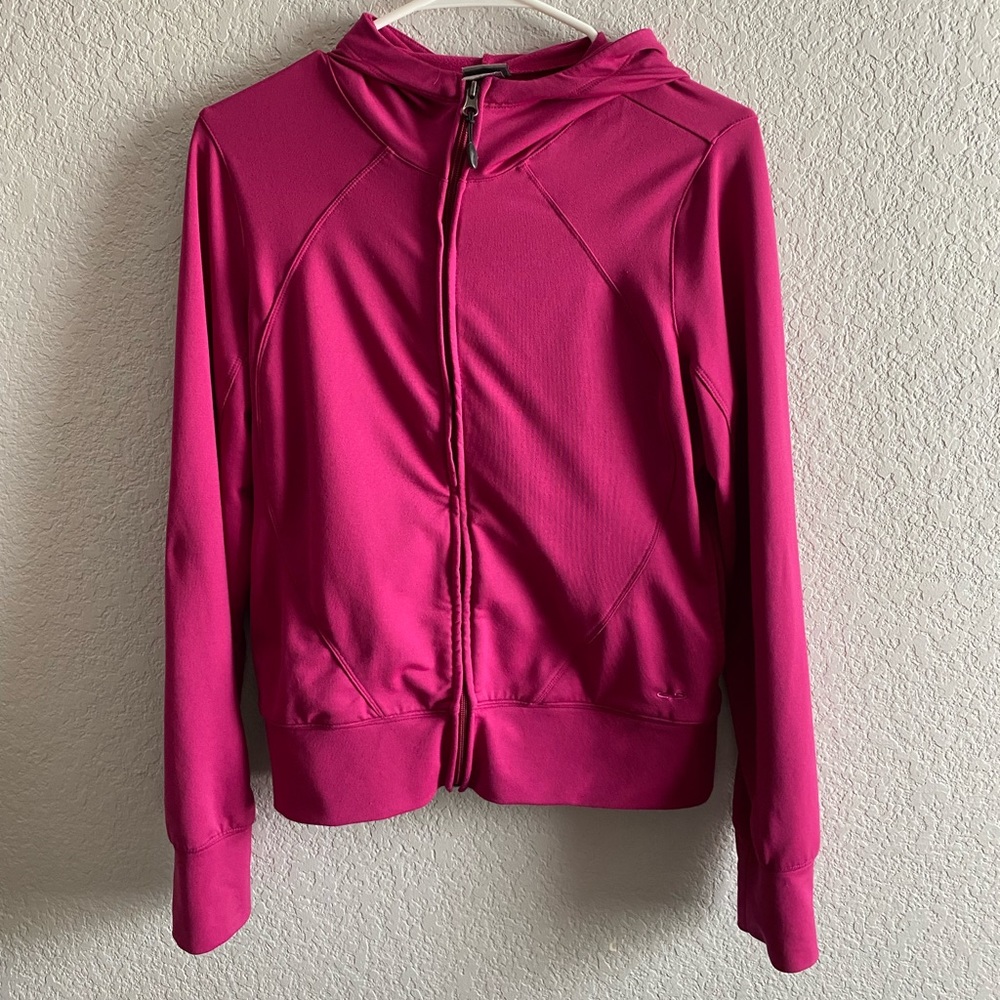 Champion zip up jacket with pockets and hood